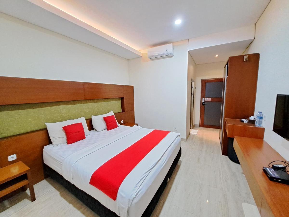 Dewi Uma House Hotel Denpasar  Exterior photo